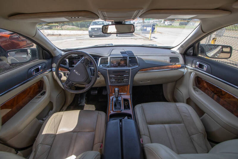 2013 Lincoln MKS
