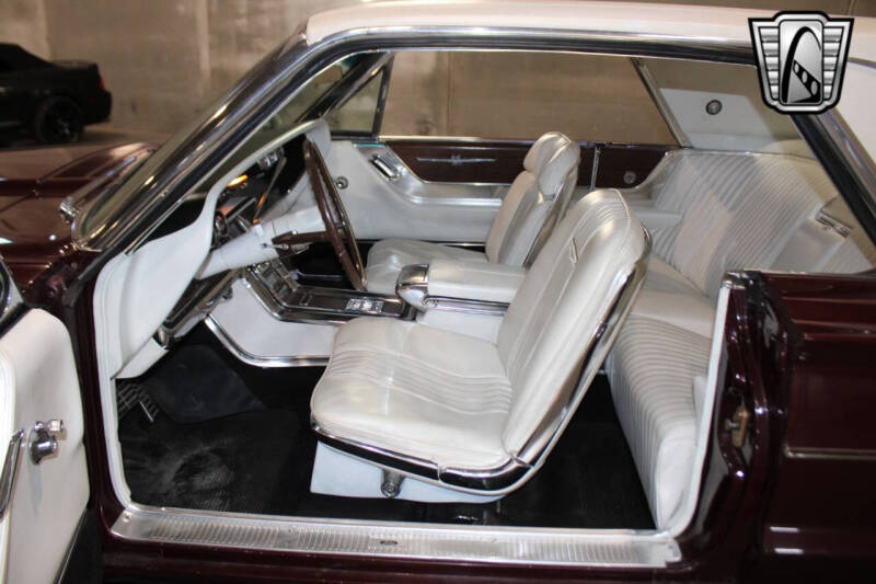 1964 Ford Thunderbird