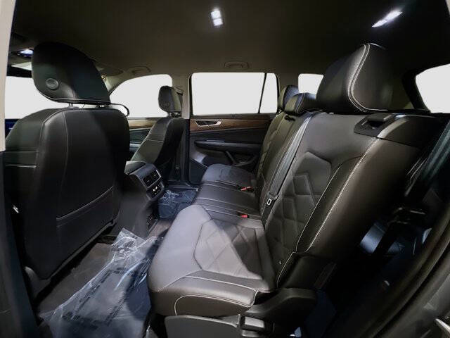 2024 Volkswagen Atlas SE