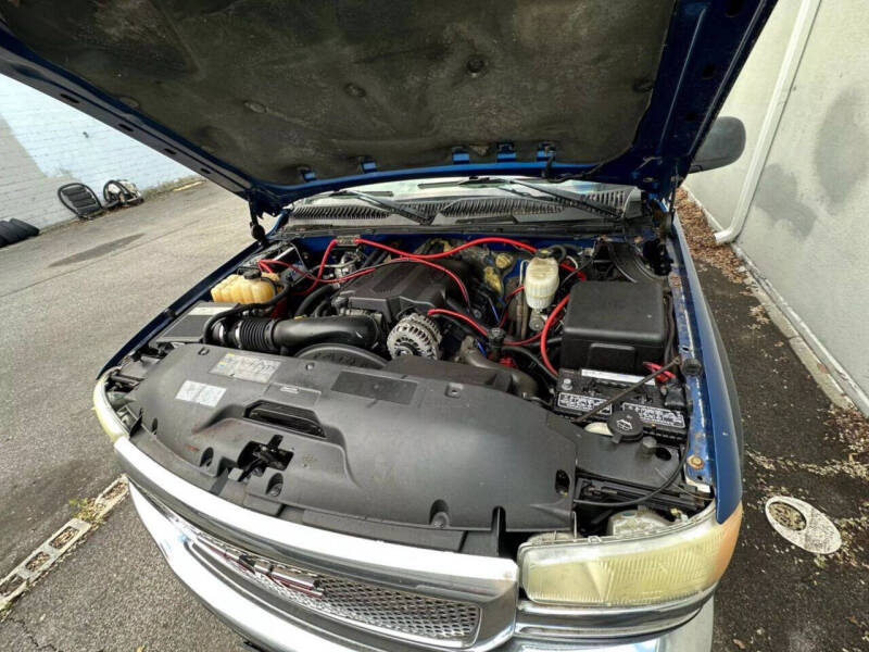 2004 GMC Sierra 2500HD