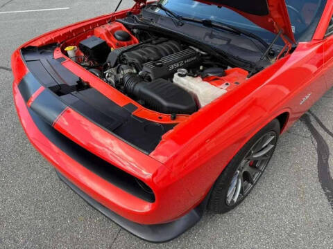 2016 Dodge Challenger SRT 392