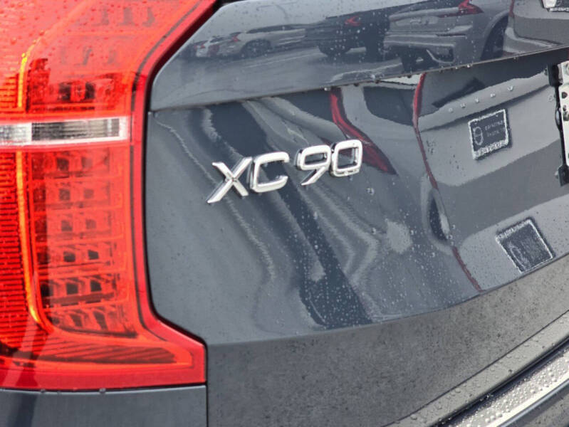 2025 Volvo XC90 B6 Plus Bright Theme 7P