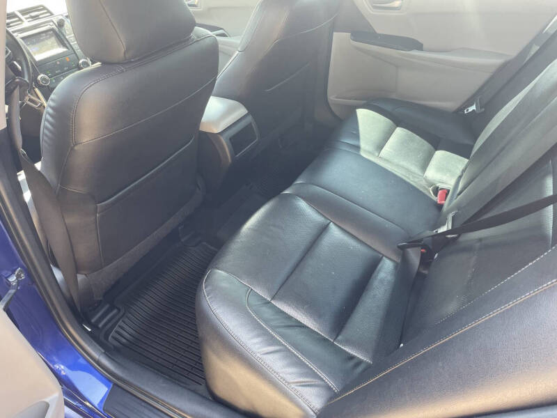 2015 Toyota Camry SE