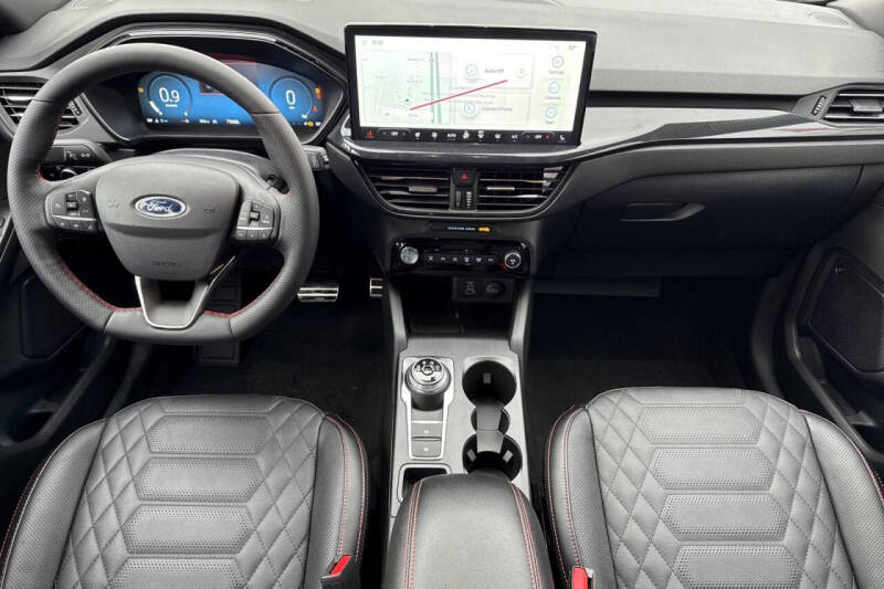 2024 Ford Escape ST-Line Elite