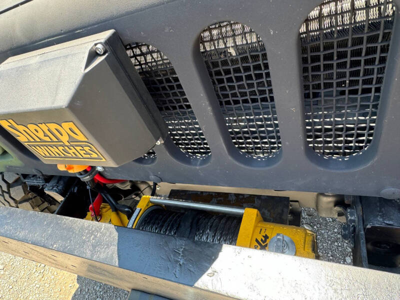 2008 AM General HMMWV