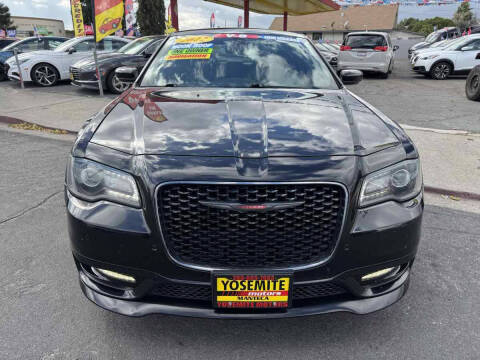 2022 Chrysler 300 S V8