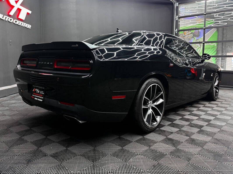 2016 Dodge Challenger R/T Scat Pack