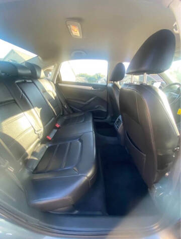 2013 Volkswagen Passat SE