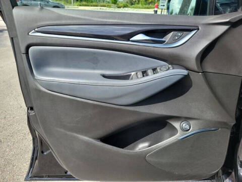 2022 Buick Enclave Essence