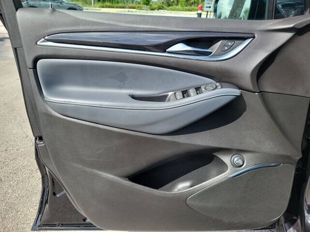 2022 Buick Enclave Essence