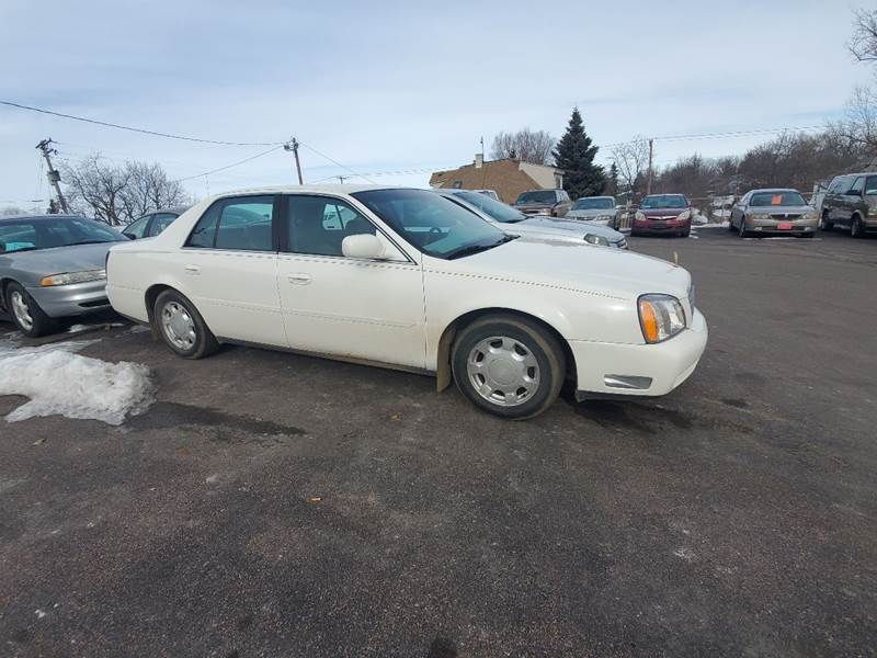 2000 Cadillac DeVille for sale at Geareys Auto Sales of Sioux Falls, LLC in Sioux Falls SD