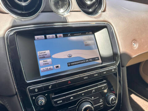 2014 Jaguar XJL Portfolio