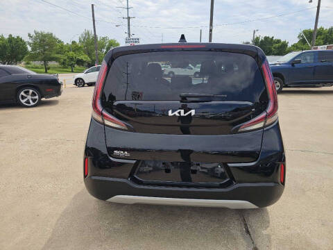 2023 Kia Soul LX