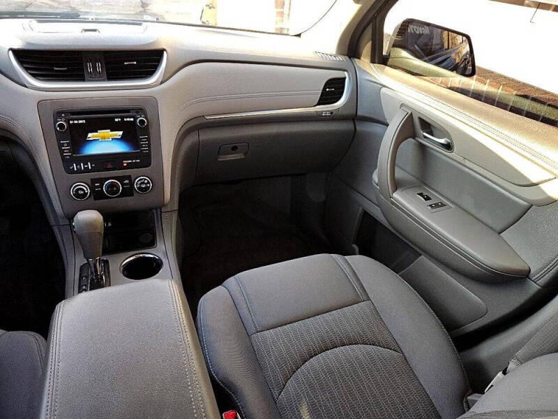 2016 Chevrolet Traverse LS