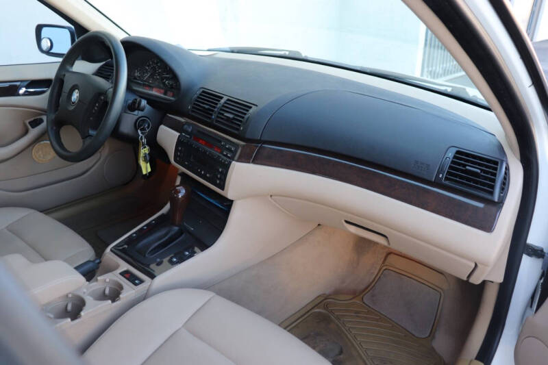 2002 BMW 3 Series 325i