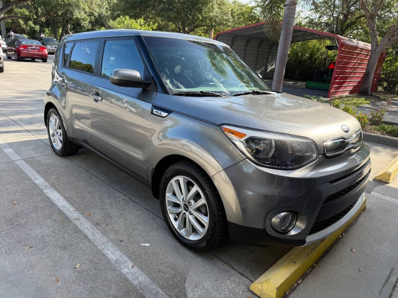2018 Kia Soul +