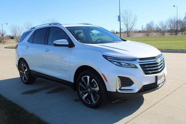 2022 Chevrolet Equinox Premier