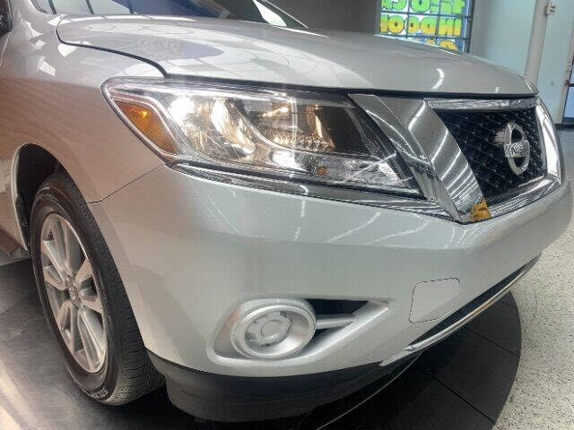 2016 Nissan Pathfinder SL