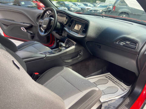 2016 Dodge Challenger SXT