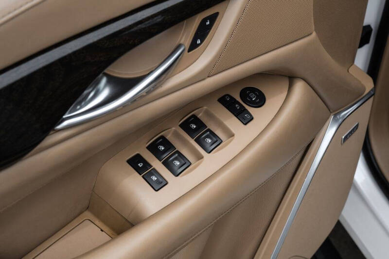 2019 Cadillac Escalade Platinum