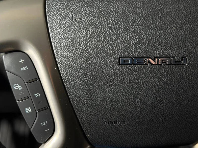 2015 GMC Acadia Denali