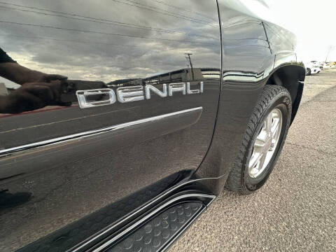 2005 GMC Envoy XL Denali