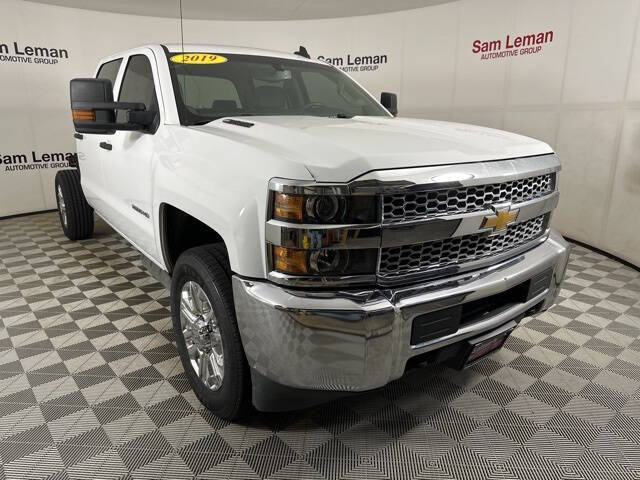 Used 2019 Chevrolet Silverado 2500HD Work Truck with VIN 1GB1CREY7KF194920 for sale in Bloomington, IL