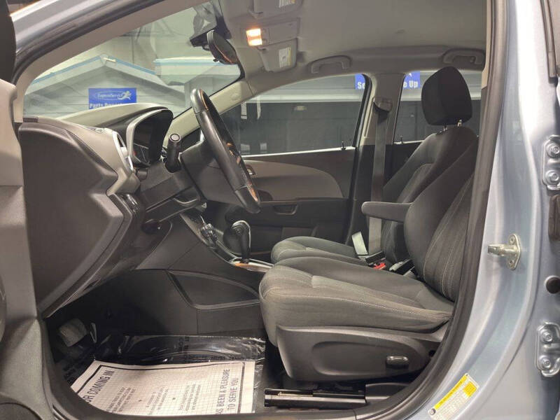 2017 Chevrolet Sonic LT Auto
