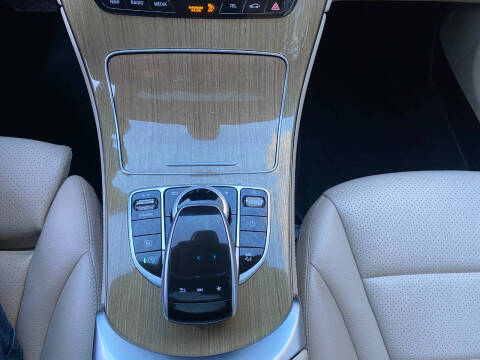 2019 Mercedes-Benz GLC GLC 300