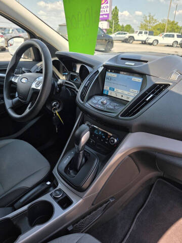 2016 Ford Escape SE