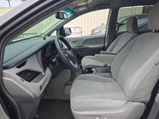 2017 Toyota Sienna