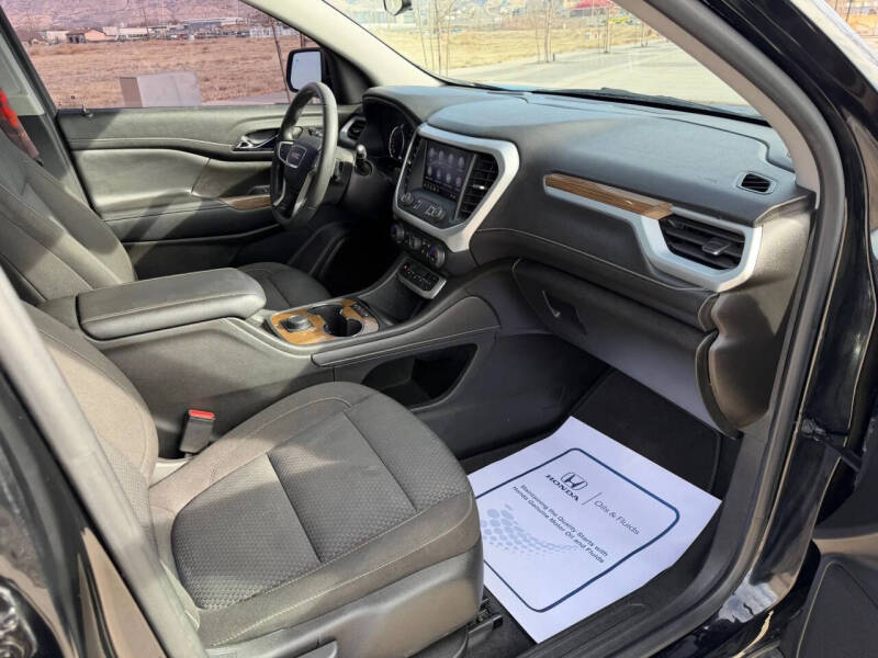 2021 GMC Acadia SLE