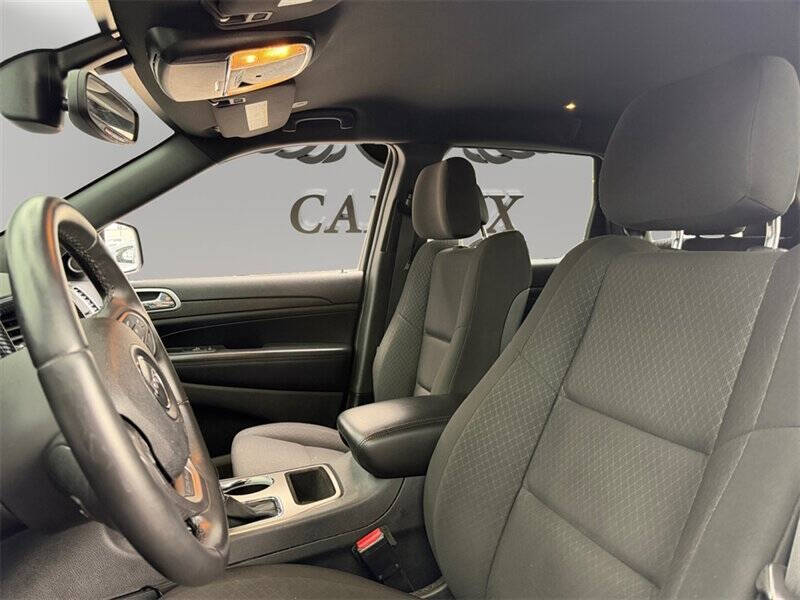 2018 Jeep Grand Cherokee Laredo E