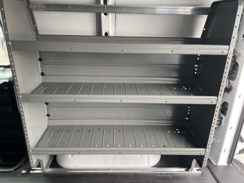 2025 Chevrolet Express 2500