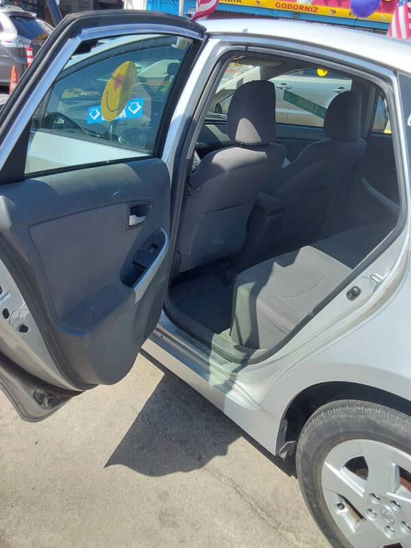 2011 Toyota Prius Four