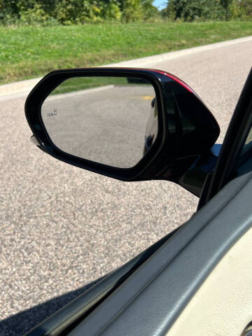 2016 Toyota Prius Four Touring