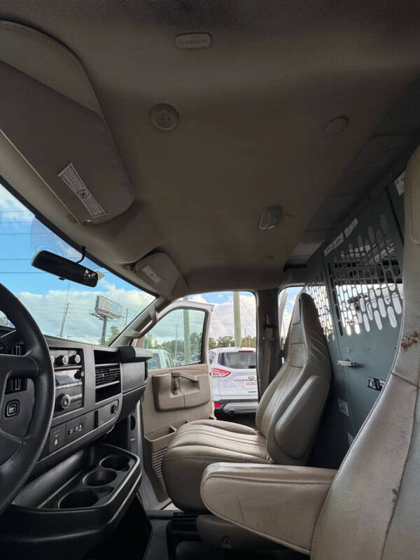 2017 Chevrolet Express 2500