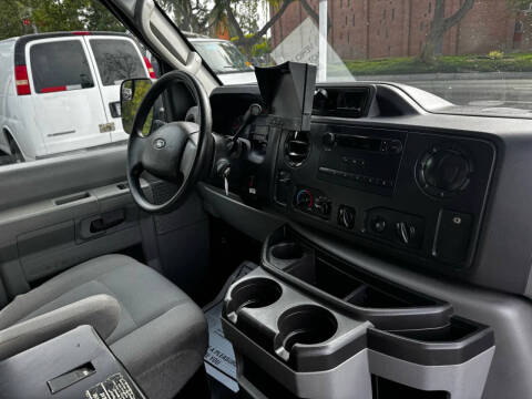 2014 Ford E-Series E-150