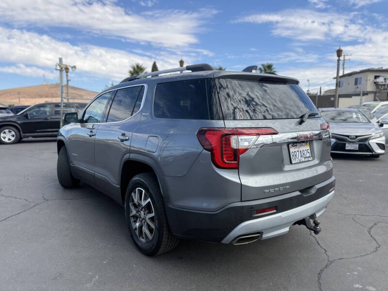 2020 GMC Acadia SLE