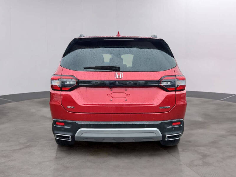 2025 Honda Pilot Touring