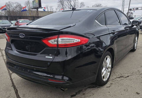 2014 Ford Fusion SE
