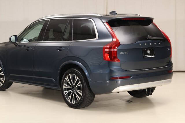 2022 Volvo XC90 T5 Momentum
