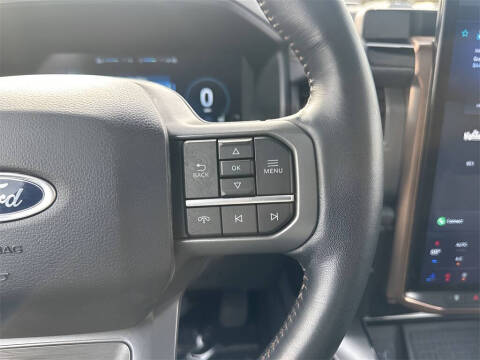 2022 Ford F-150 Lightning Lariat