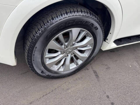 2017 Infiniti QX80