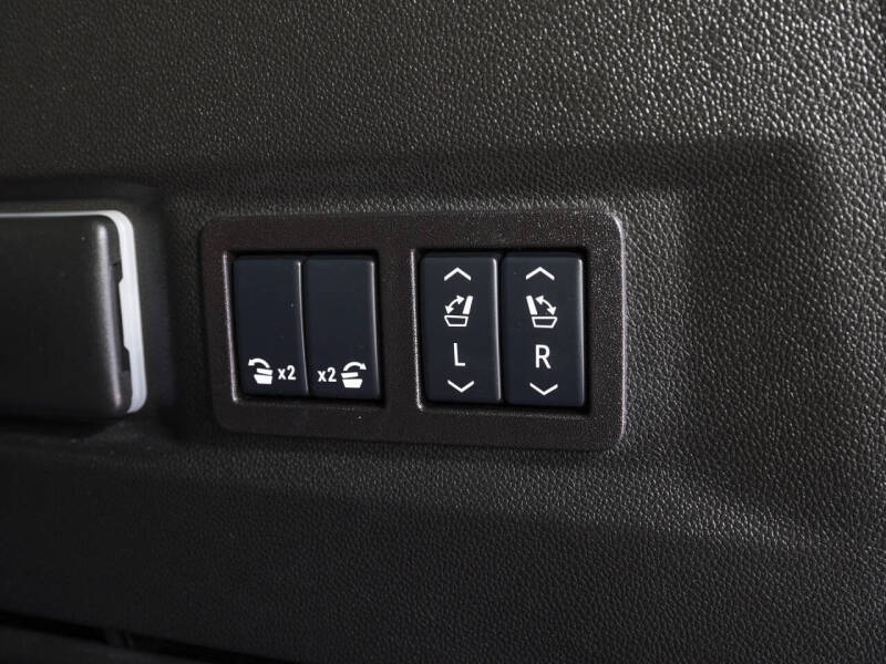 2025 GMC Yukon AT4 Ultimate