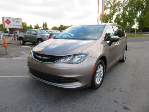 2017 Chrysler Pacifica for sale at KAS Auto Sales in Sacramento CA