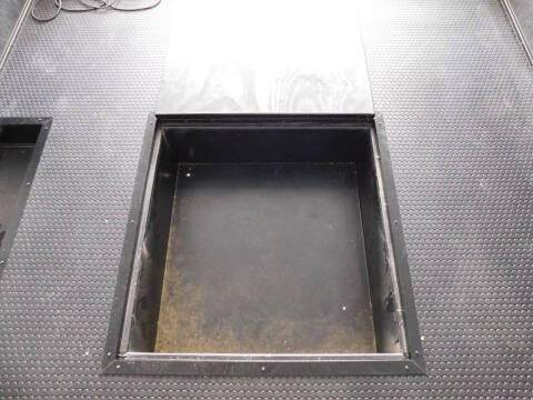 2025 United Trailers USH 32' Stacker Loaded