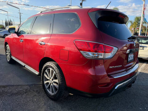 2015 Nissan Pathfinder