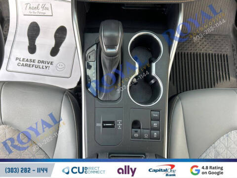 2023 Toyota Highlander Hybrid Bronze Edition