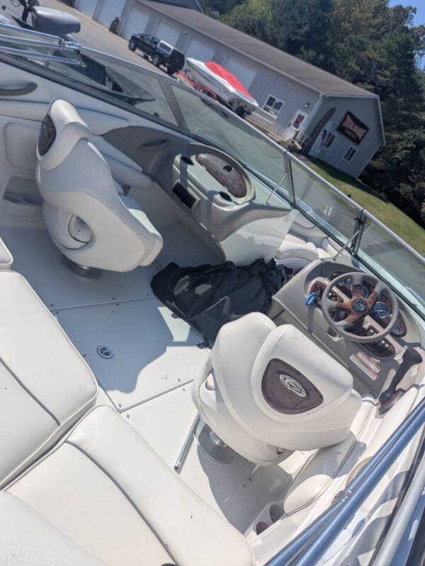 2005 Crownline 206 ls